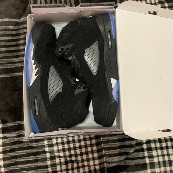 Jordan 5 Metallic Black Size 12 - Picture 5 of 5